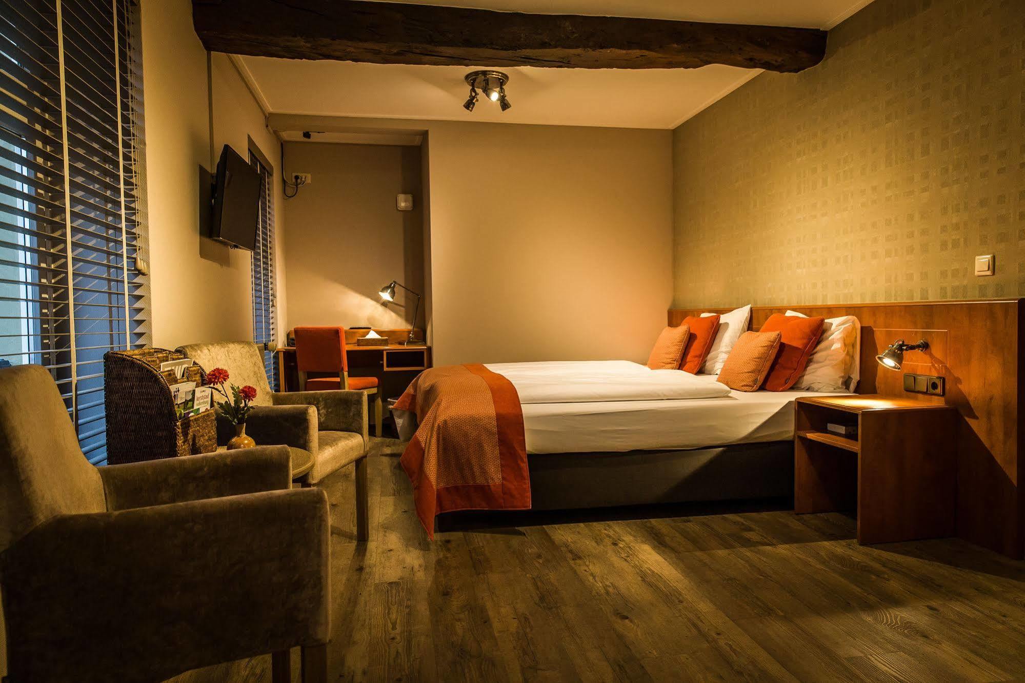 Hotel De Limbourg Sittard Exterior photo